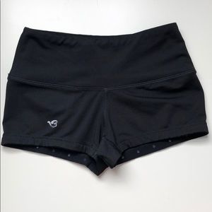 Via Prive workout shorts